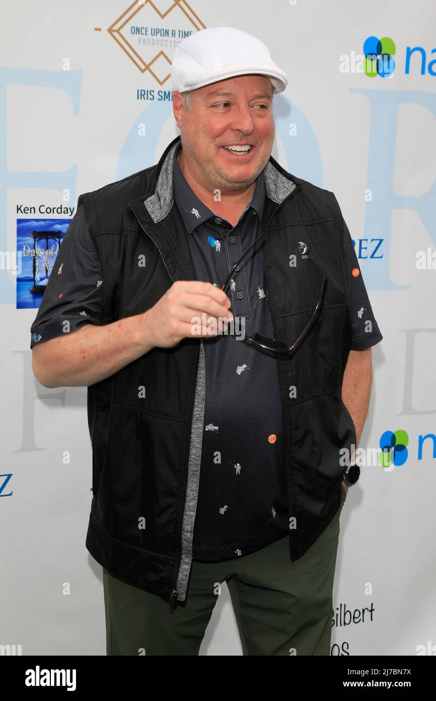 2 maggio 2022, Burbank, CA, Stati Uniti d'America: LOS ANGELES - 2 MAGGIO: Gary Valentine al Torneo annuale di golf di George Lopez Foundation 15th al Lakeside Golf Course il 2 maggio 2022 a Burbank, CA (Credit Image: © Kay Blake/ZUMA Press Wire) Foto Stock