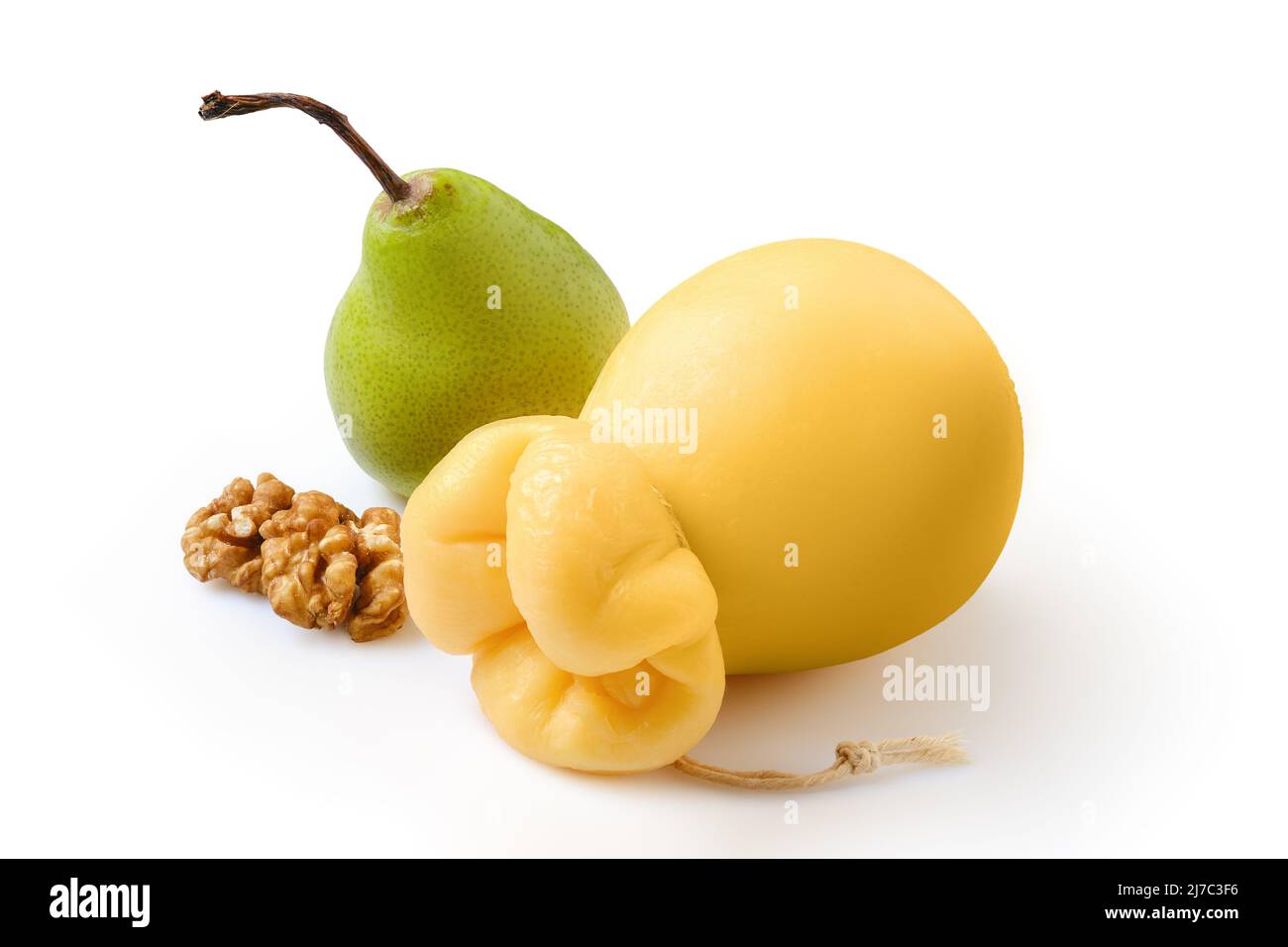 Caciocavallo tirato o scamorzza formaggio giallo italiano con pera e noce isolato su sfondo bianco Foto Stock