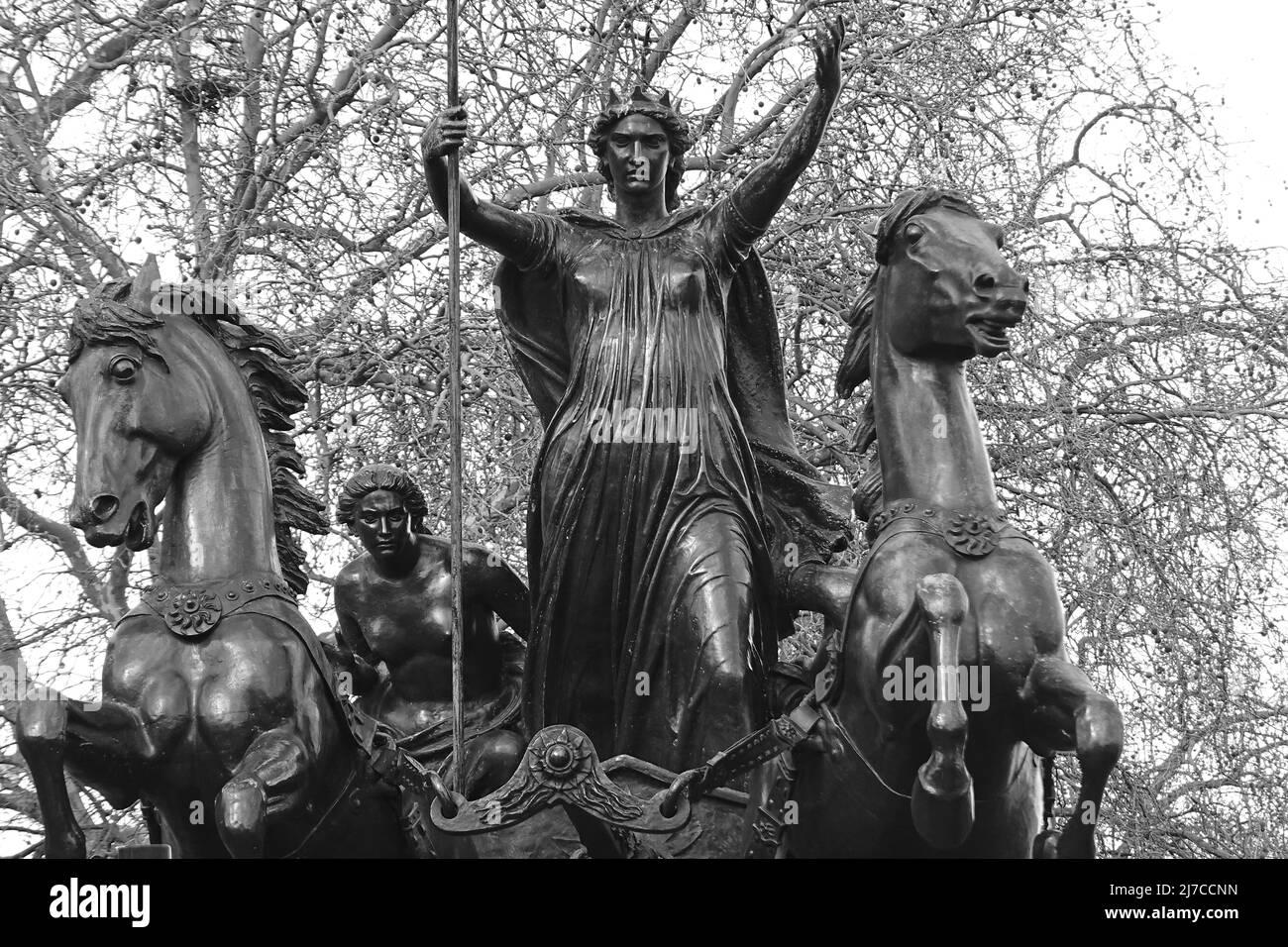 Westminster, Londra, 2022. Boadea e le sue Figlie è una scultura in bronzo a Londra che rappresenta Boudica, regina della tribù celtica degli Iceni, che ha guidato un Foto Stock