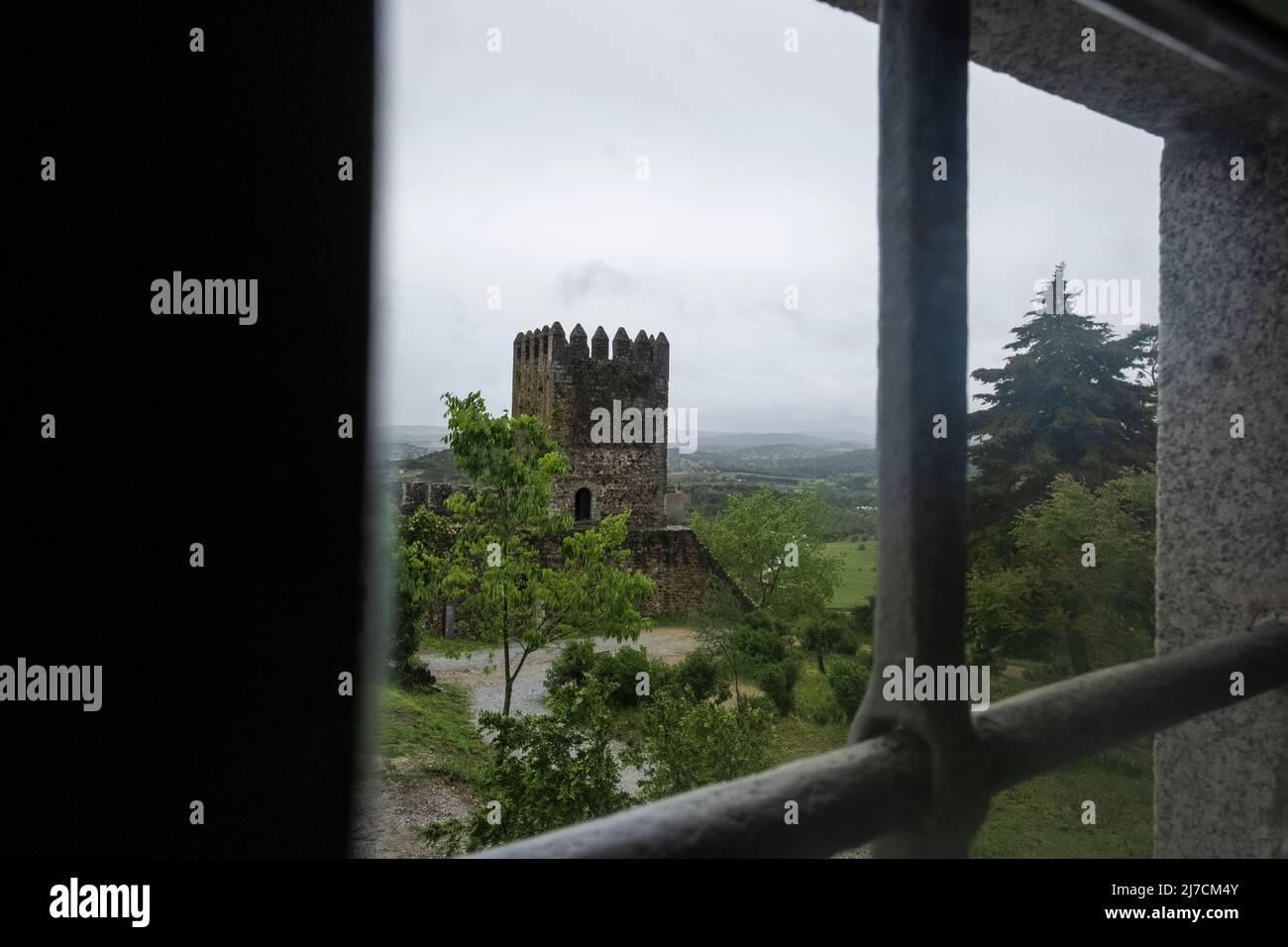 Rovine del castello a Montemor, Portogallo Foto Stock