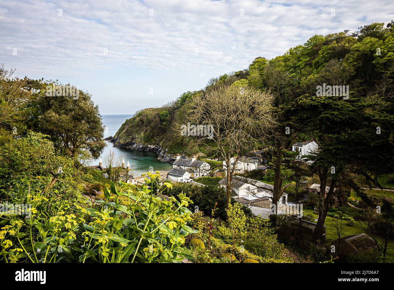 Piccolo villaggio di pescatori Polruan e Fowey Estuary, Cornovaglia, Regno Unito Foto Stock