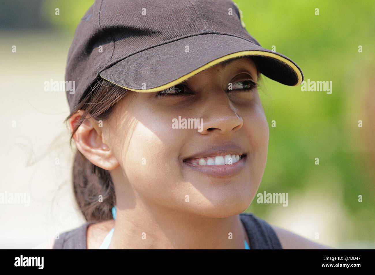Radiant Energy: Uno studente UCT GSB sorridente al Mizpah Youth Camp Foto Stock