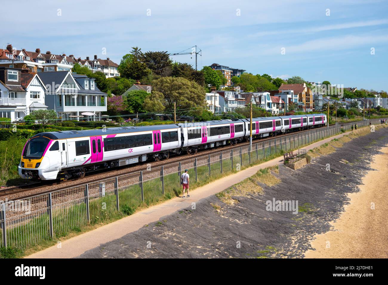 Nuovo treno C2C Class 720 in prova a Chalkwell, Southend on Sea, Essex, Regno Unito. Londra elettrificata Southend Railway gestita da Trenitalia C2C Foto Stock