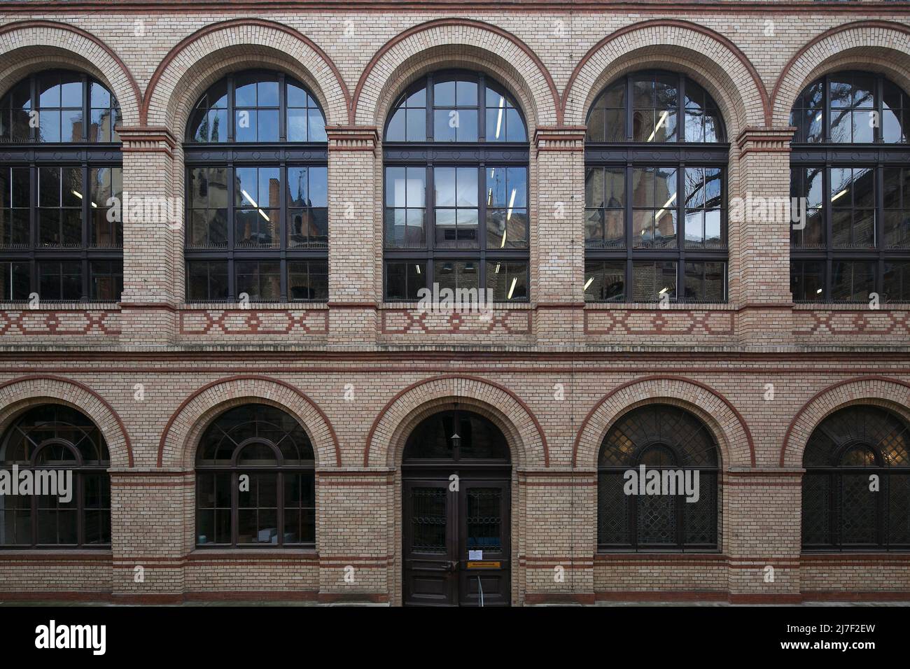 Halle S an der Marienkirche 1-3 Hofgebäude 0975 im Kallmeyer im Kallmeyer im UG rechts Gertraudenkapelle 1887-88 entworfen von Knoch und Kallmeyer Fassa Foto Stock