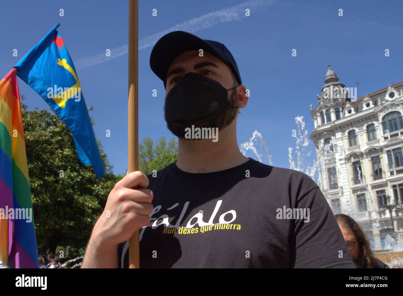 7 maggio 2022, Gijon, Asturie, Spagna: Una massiccia manifestazione passa attraverso Oviedo per lo status ufficiale delle Asturie. Status ufficiale significa solo riconoscere legalmente il diritto di chiunque di usare liberamente la propria lingua in un territorio. (Credit Image: © Mercedes Menendez/Pacific Press via ZUMA Press Wire) Foto Stock