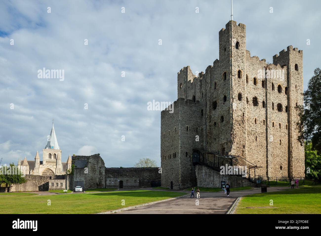 Pomeriggio primaverile al castello di Rochester, Kent, Inghilterra. Foto Stock