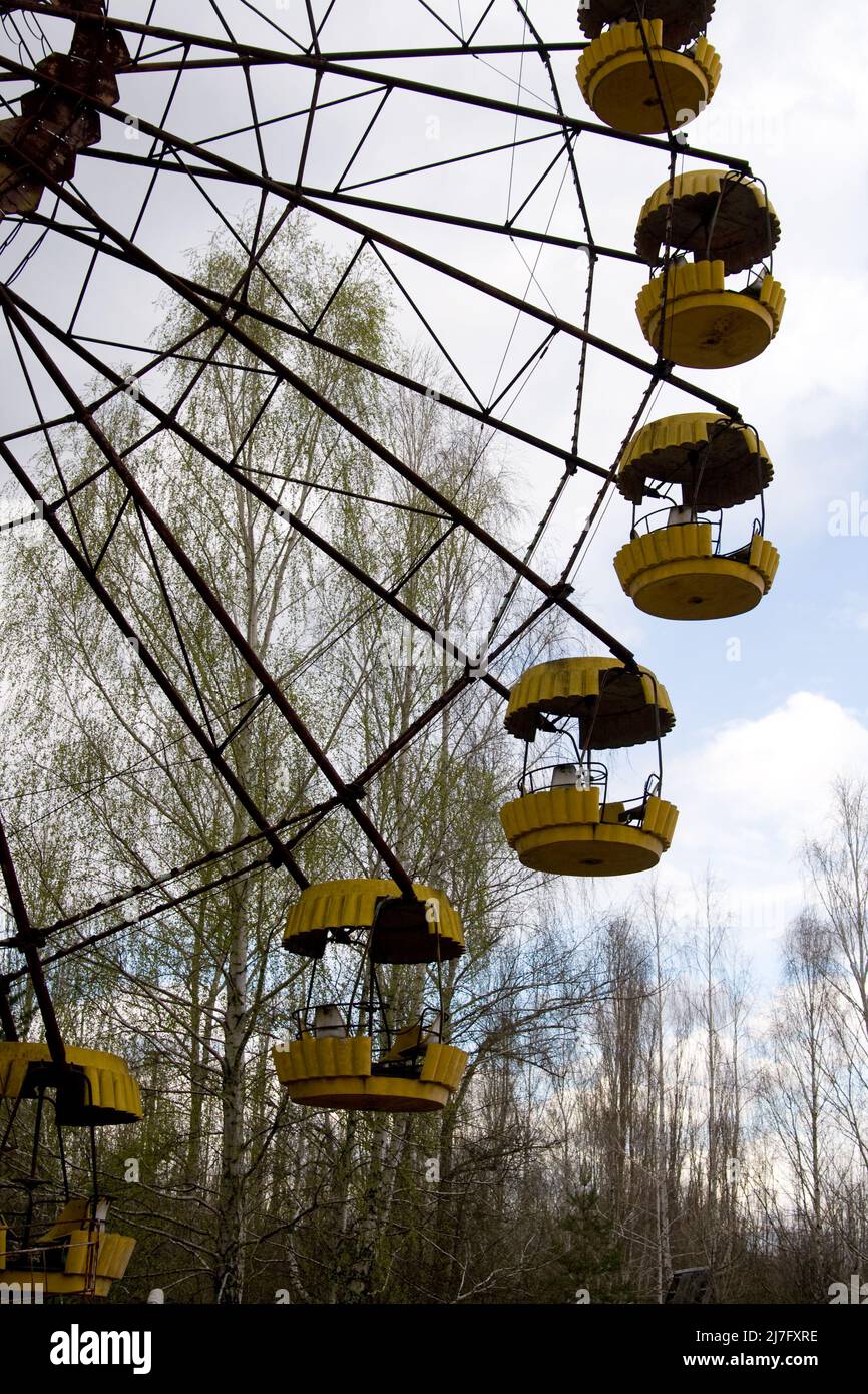 Ruota panoramica nella città fantasma di Pripyat, zona centrale nucleare di Cernobyl Alienation, Ucraina Foto Stock