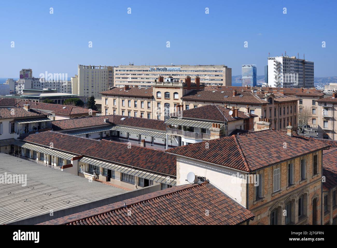 Vista su Lycée Victor Hugo (in primo piano) e Saint-Charles Campus di Aix-Marsiglia Università Facoltà Marsiglia Provenza Francia Foto Stock
