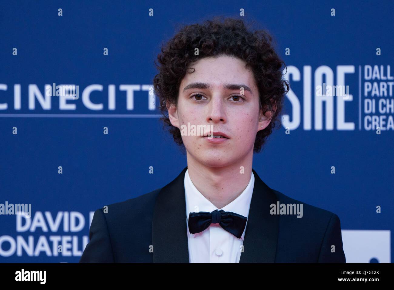 Roma, Italia, 3 maggio 2022 - Filippo Scotti partecipa al tappeto rosso al premio 'David di Donatello' 2022. Credits: Luigi de Pompeis/Alamy Live News Foto Stock