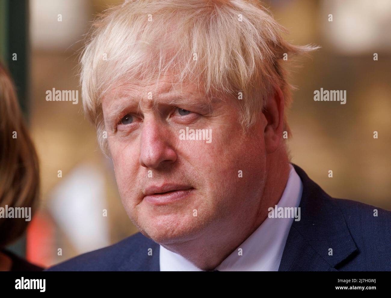 Londra, Regno Unito. 9th maggio 2022. Il primo Ministro Boris Johnson visita alcune delle bancarelle di Downing Street, che ha la sua vetrina di primavera. Dieci bancarelle mostrano alcune delle migliori piccole imprese inglesi. Credit: Mark Thomas/Alamy Live News Foto Stock