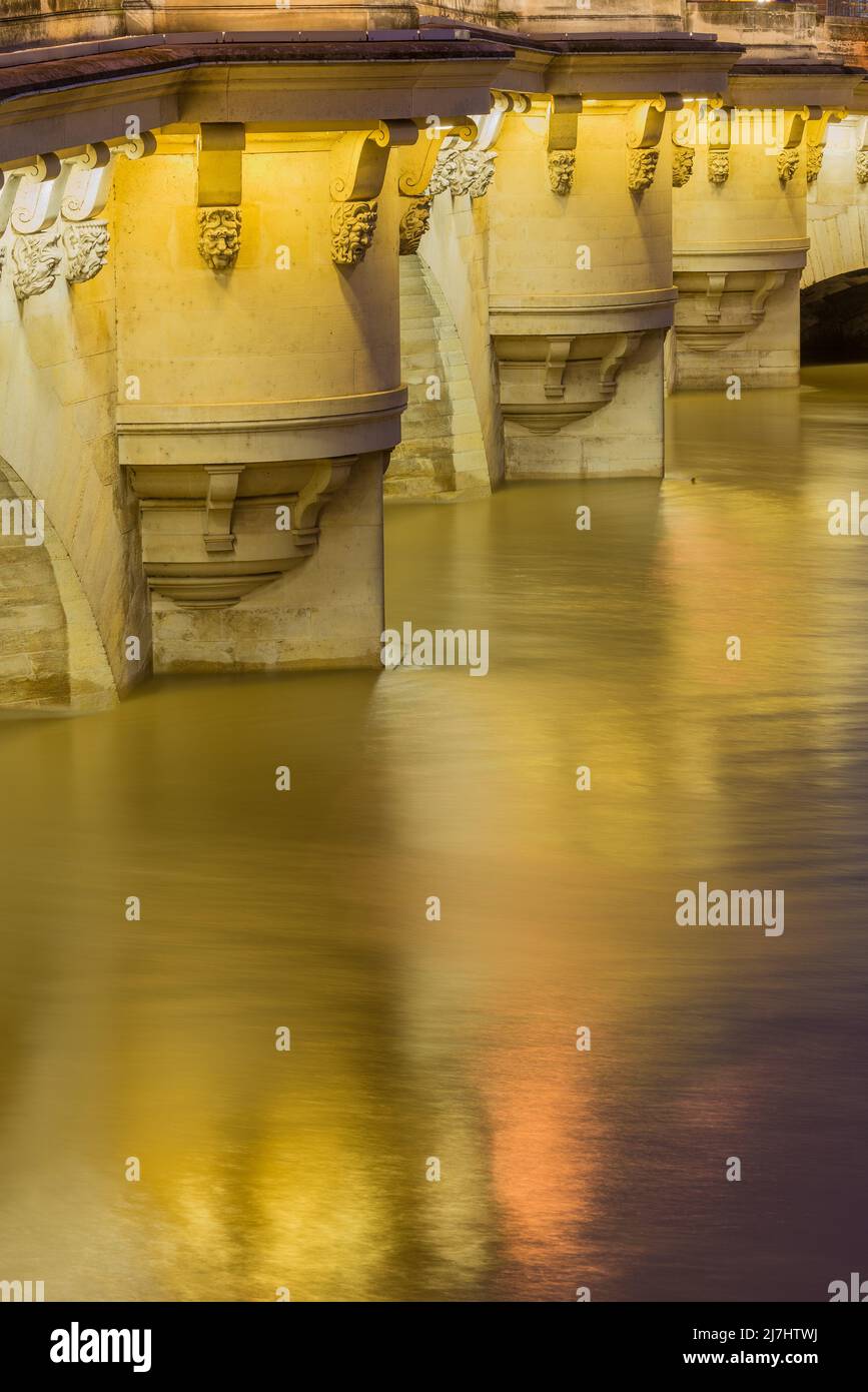 La Senna inondò la notte. Foto Stock