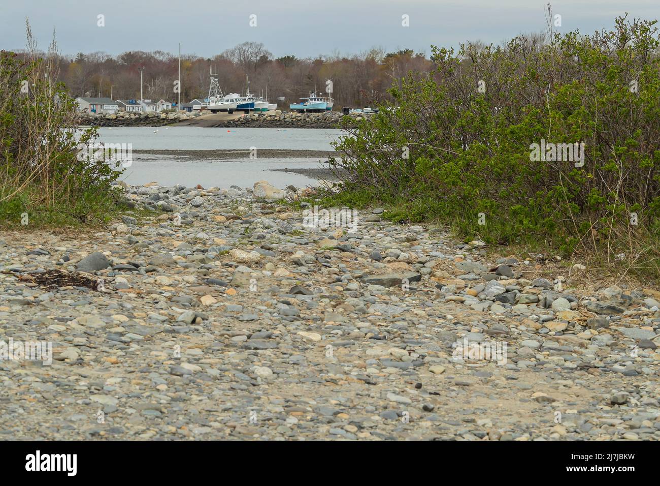 I pescatori commerciali attraccano qui e alcune barche da diporto possono essere viste qui dai proprietari domestici ricchi. Appena a nord di Hampton Beach e prima di New Castle A. Foto Stock