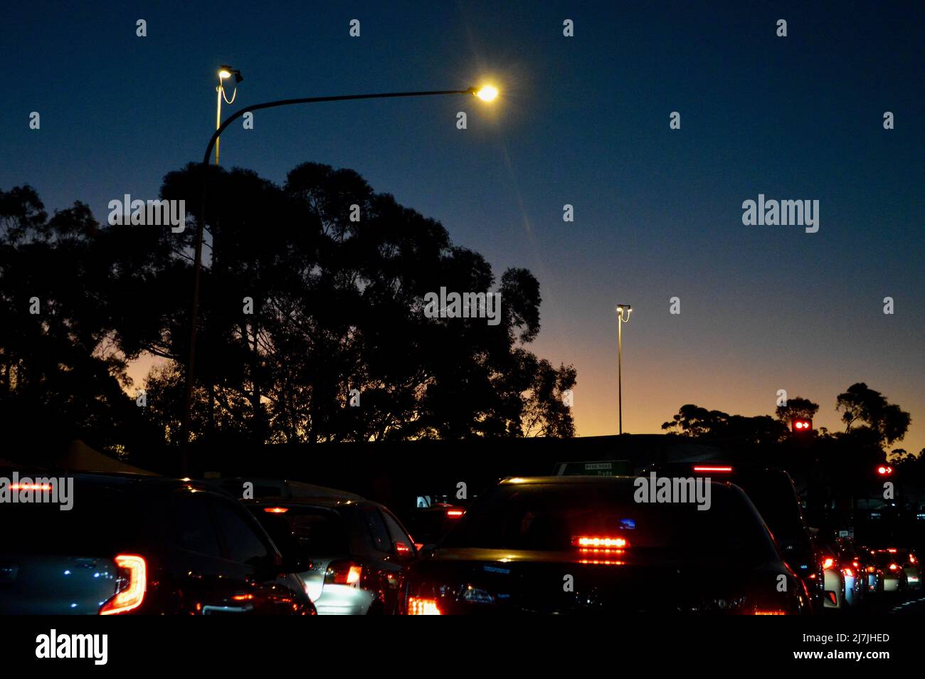 Auto sulla Pacific Highway a Pymble a Sydney, Australia Foto Stock