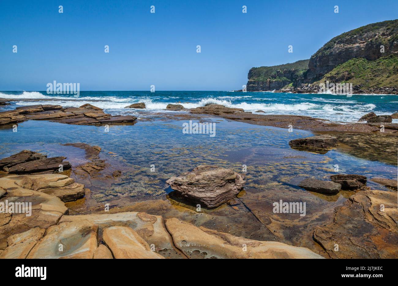 Piscine rocciose a Little Beach, Bouddi National Park, Central Coast, New South Wales, Australia Foto Stock
