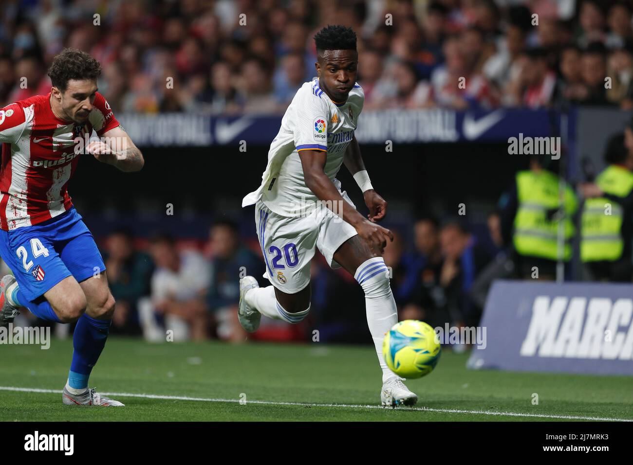 Madrid, Spagna. 8th maggio 2022. Vinicius Junior (Real) Calcio/Calcio : la Liga Santander in spagnolo si discosta tra il Club Atletico de Madrid 1-0 Real Madrid CF all'Estadio Wanda Metropolitano di Madrid, Spagna . Credit: Mutsu Kawamori/AFLO/Alamy Live News Foto Stock