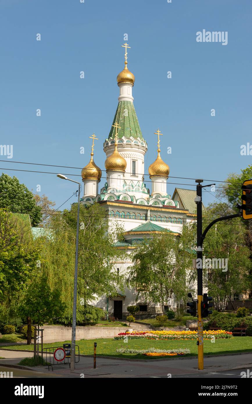 La Chiesa russa di San Nicola il Mettitore dei Miracoli con le sue cupole dorate a Sofia, Bulgaria, Europa orientale Foto Stock