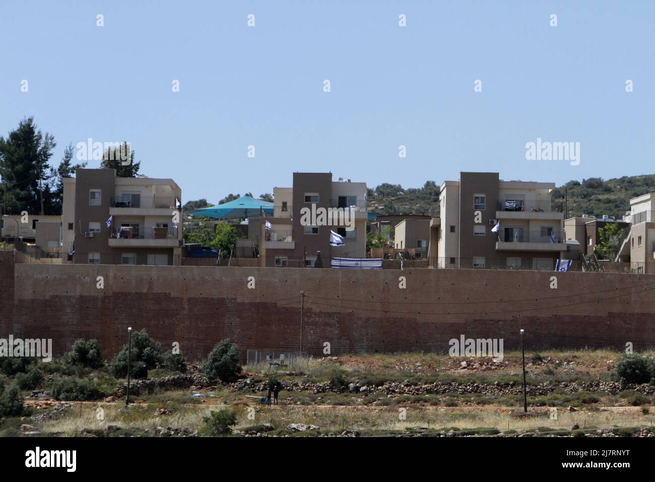 Nablus, Palestina. 10th maggio 2022. Visione generale dei nuovi edifici nell'insediamento ebraico di Shafeet Rahil, a sud di Nablus in Cisgiordania, dopo che il ministro della Difesa israeliano Benny Gantz ha approvato l'unificazione del consiglio di due insediamenti ebraici per la prima volta in 24 anni. Credit: SOPA Images Limited/Alamy Live News Foto Stock
