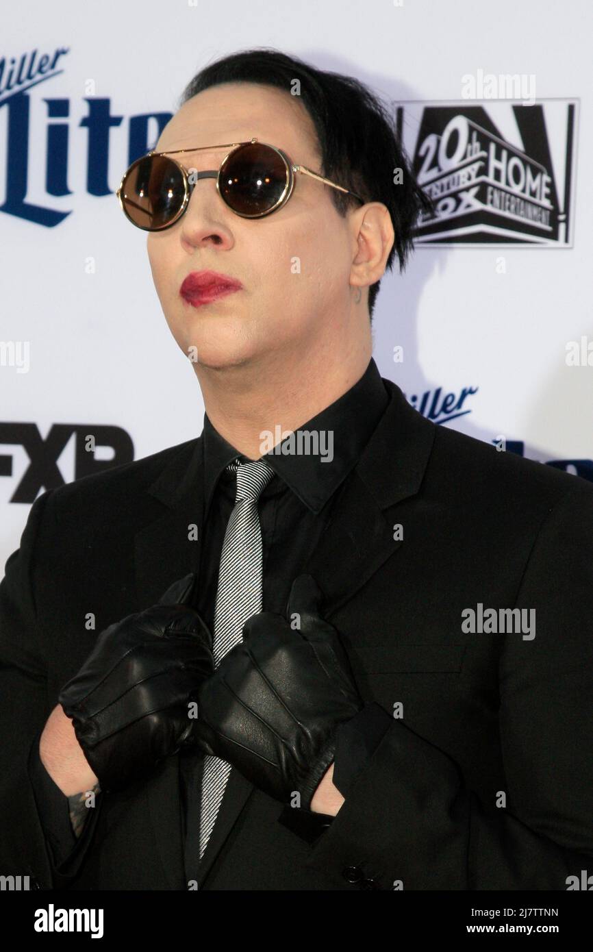 LOS ANGELES - SET 6: Marilyn Manson al 'Sons of Anarchy' Premiere Screening al TCL Chinese Theatre il 6 settembre 2014 a Los Angeles, CA Foto Stock