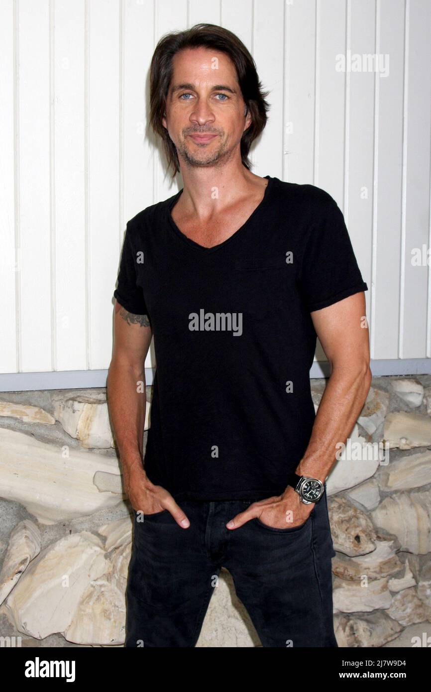 LOS ANGELES - AGO 2: Michael Easton al 'General Hospital' Fan Club Luncheon 2014 allo Sportsman's Lodge il 2 agosto 2014 a Studio City, CA Foto Stock