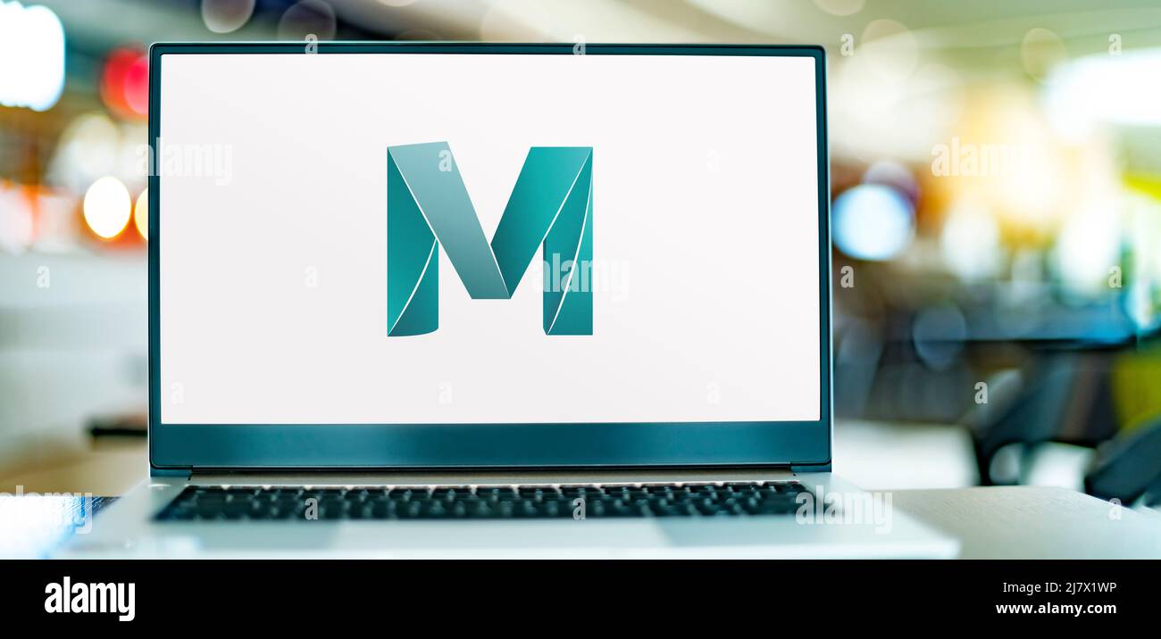 POZNAN, POL - Apr 7, 2022: Computer portatile con logo di Autodesk Maya, un'applicazione grafica per computer 3D sviluppata da Alias Systems Corporation Foto Stock