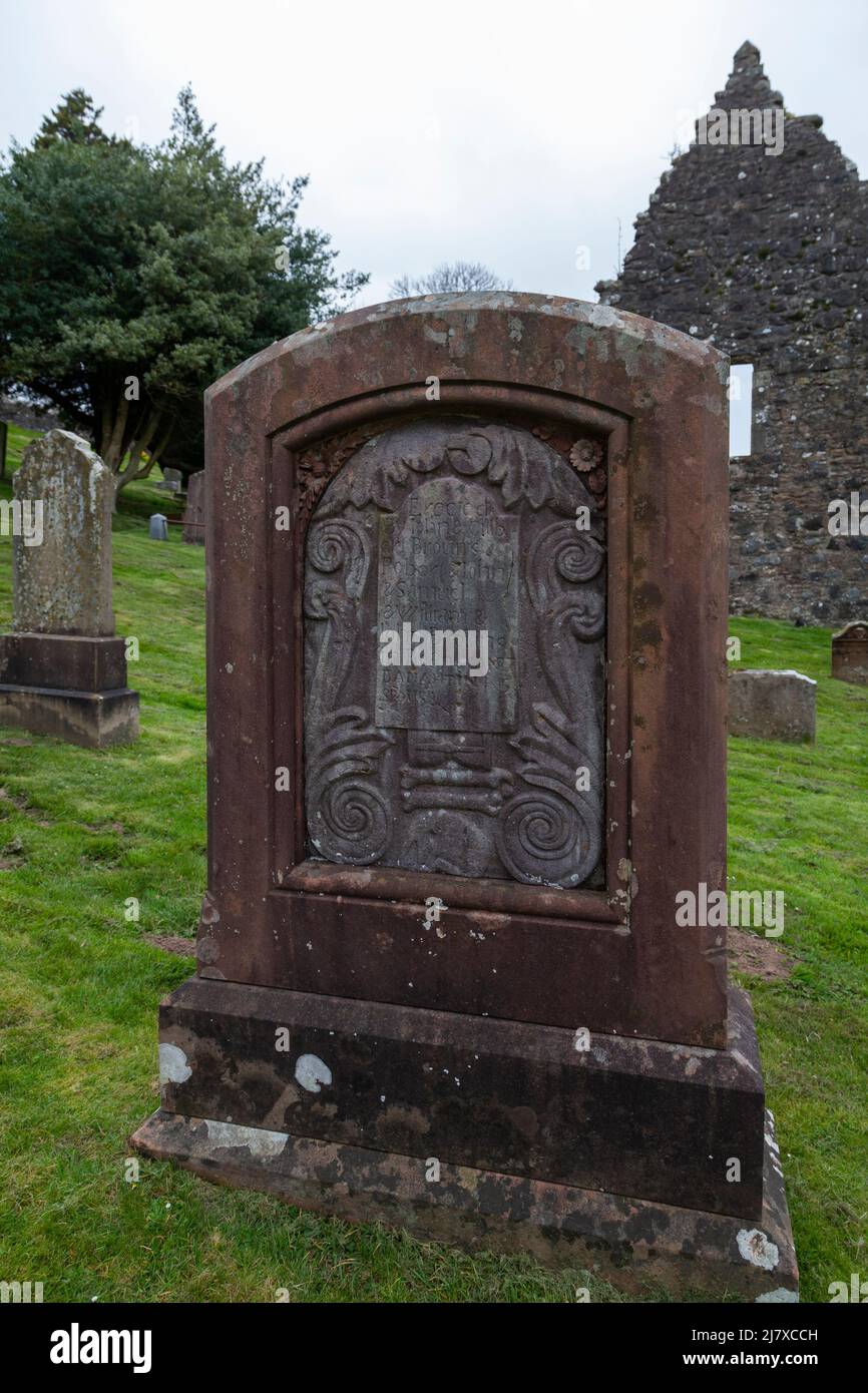 La tomba dei genitori materni e dei grandi nonni del poeta Robert Buns – la famiglia BROUN. Kirkoswald Old Church Yard, Ayrshire, Scozia Foto Stock