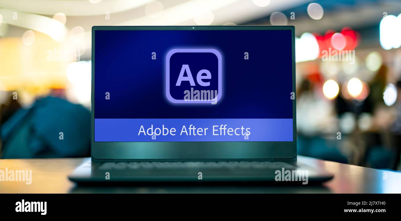 POZNAN, POL - JAN 16, 2022: Computer portatile che visualizza il logo di Adobe After Effects, un effetto visivo digitale, grafica in movimento, e compositing applica Foto Stock