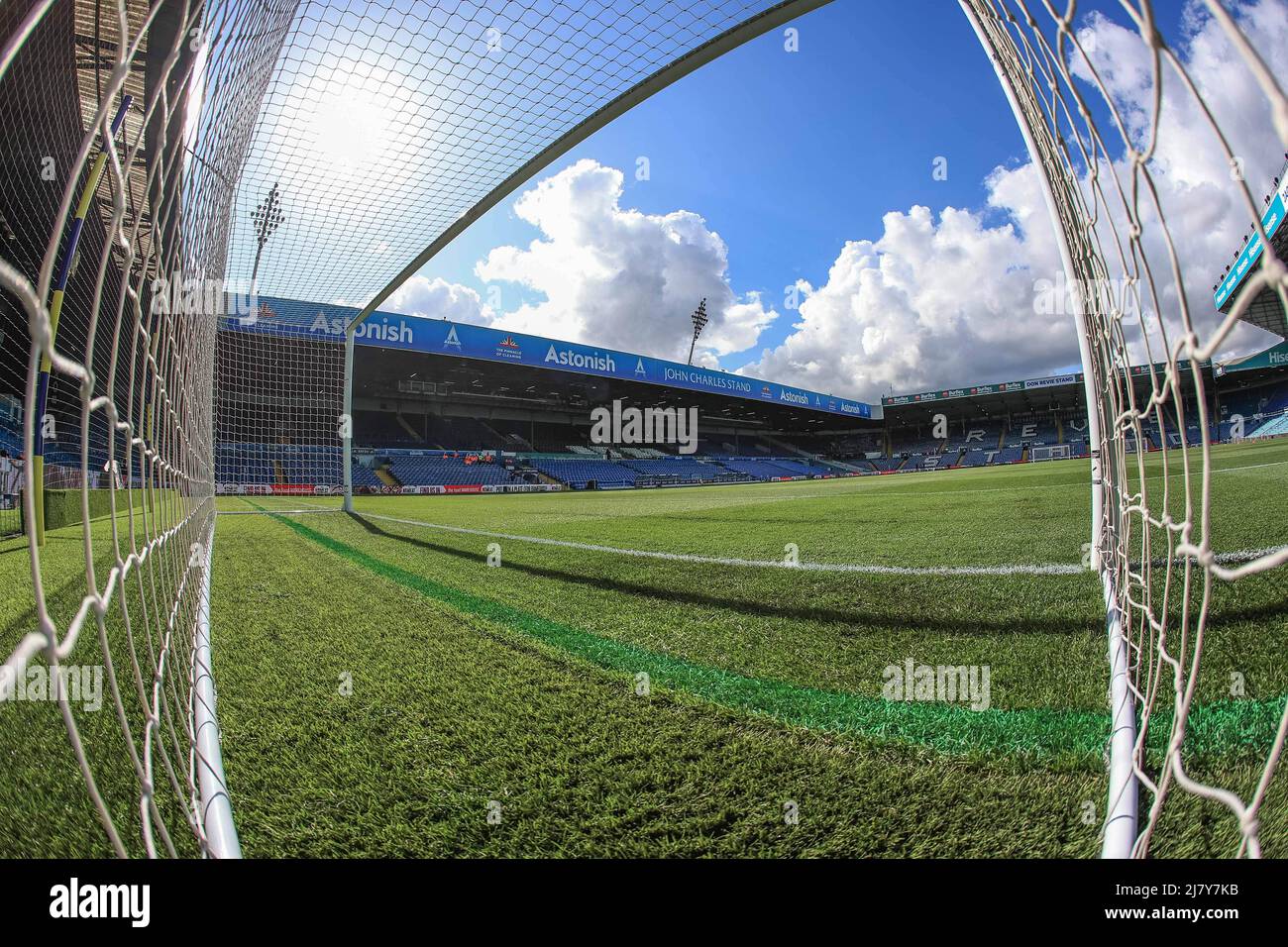 Leeds, Regno Unito. 11th maggio 2022. Una visione generale di Elland Road davanti a questa tappa serale della Premier League, Leeds United contro Chelsea a Leeds, Regno Unito, il 5/11/2022. (Foto di Mark Cosgrove/News Images/Sipa USA) Credit: Sipa USA/Alamy Live News Foto Stock