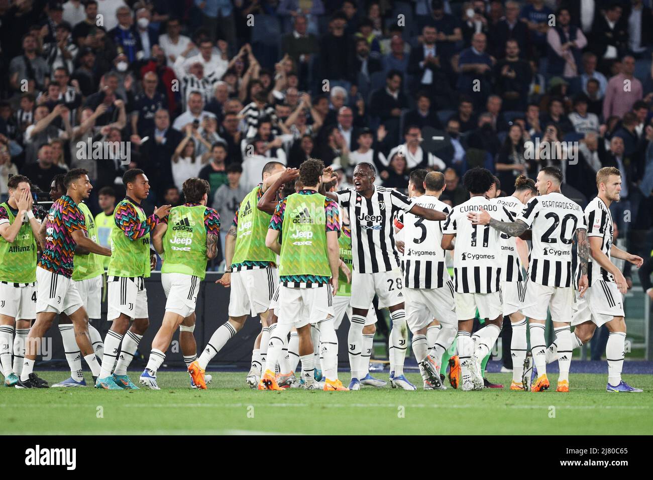 Roma, Italia - 11 maggio 2022, i giocatori della Juventus festeggiano l'obiettivo 1-1 di Alvaro Morata durante la Coppa Italia, finale di calcio tra Juventus FC e FC Internazionale il 11 maggio 2022 allo Stadio Olimpico di Roma - Foto: Federico Proietti/DPPI/LiveMedia Foto Stock