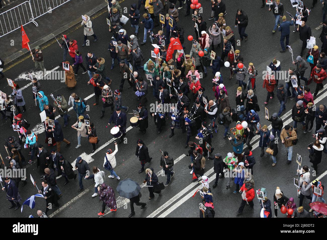 Foto del 'reggimento eterno', che memorizza i caduti durante la seconda guerra mondiale (Grande Guerra Patriottica) il giorno della Vittoria il 9 maggio a Mosca, Russia Foto Stock