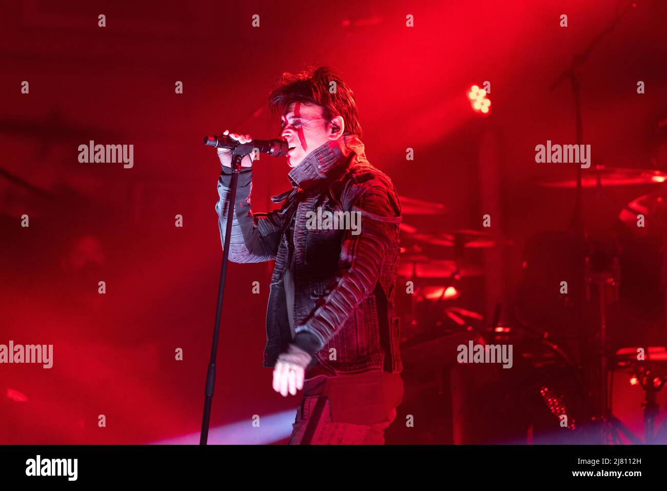 Newcastle, UK, 11.5.22 - Gary Numan suona al municipio di Newcastle O2 come parte del suo tour europeo a sostegno del suo ultimo album 'Intruder' Foto Stock