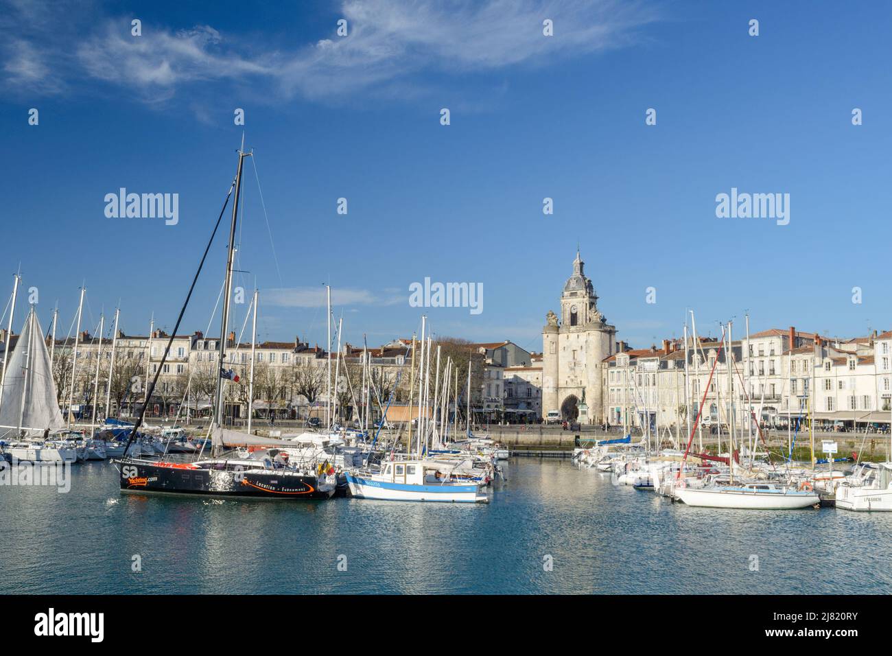 La Rochelle, Charente-Maritime, Francia 7th dicembre 2015. Barche nel porto turistico al Porto Vecchio del porto di la Rochelle Foto Stock