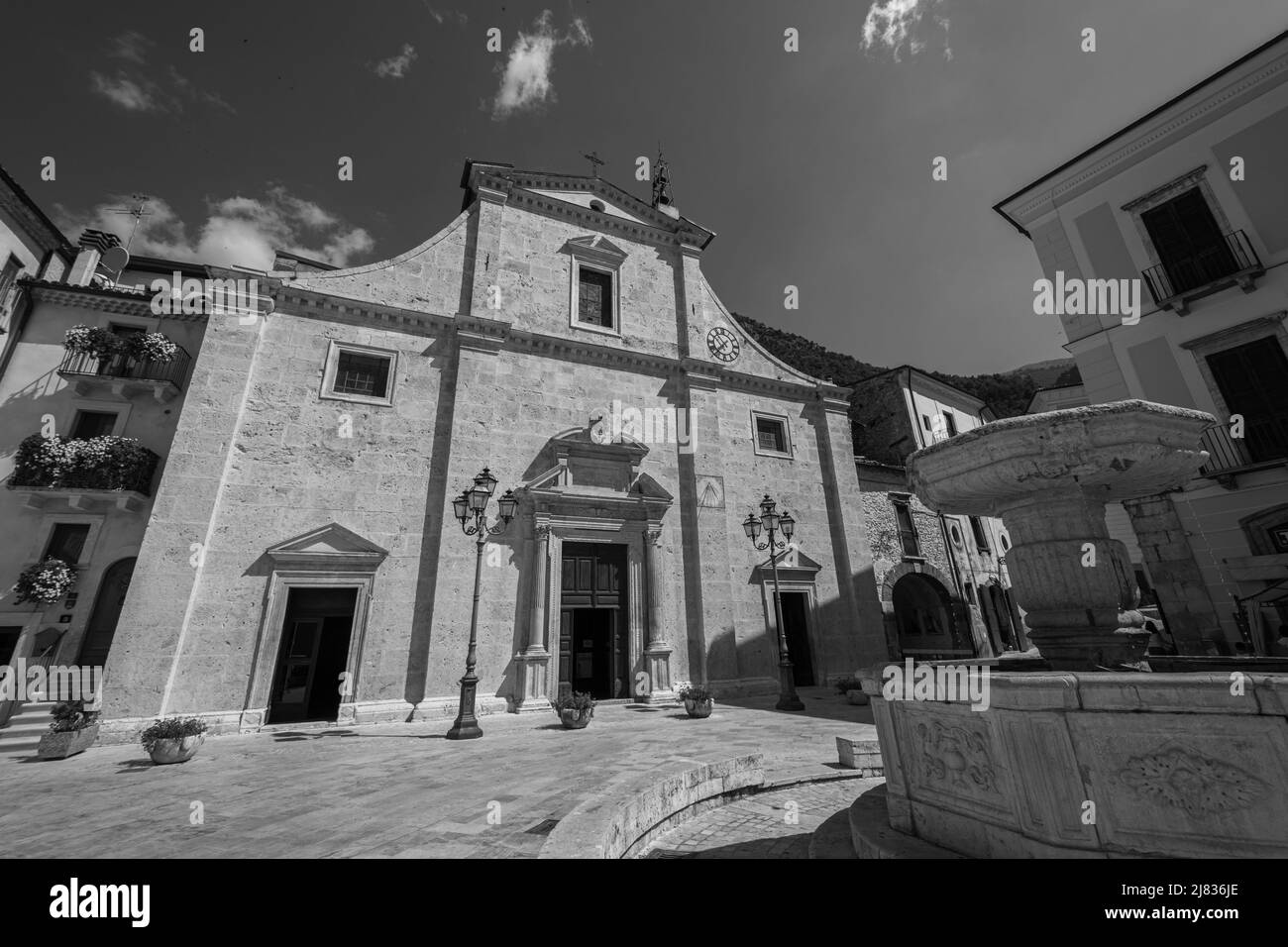 Pacentro, l'Aquila, Abruzzo, chiesa di S. Maria maggiore. Risale al 13th secolo Foto Stock