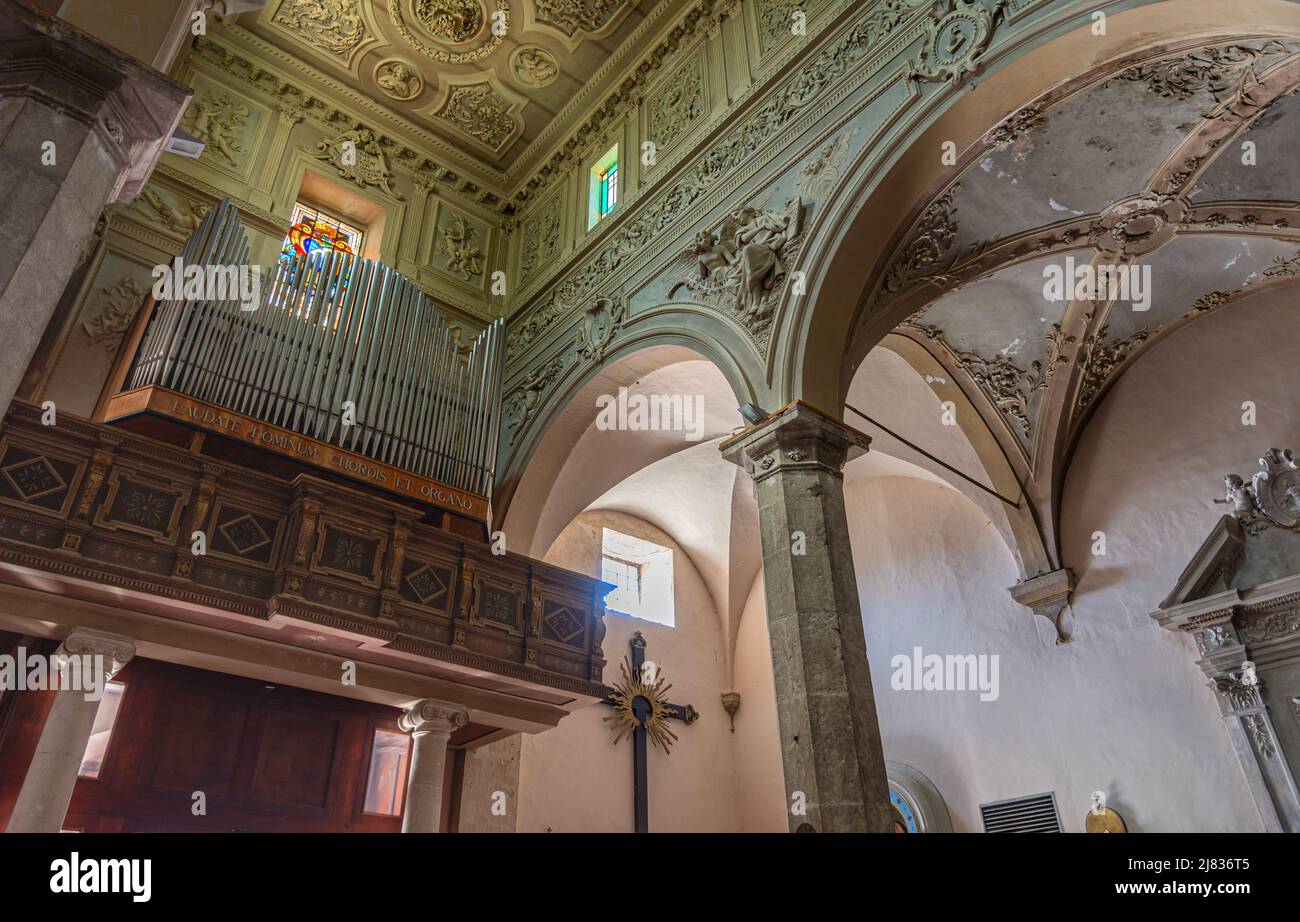 Pacentro, l'Aquila, Abruzzo, chiesa di S. Maria maggiore. Risale al 13th secolo Foto Stock