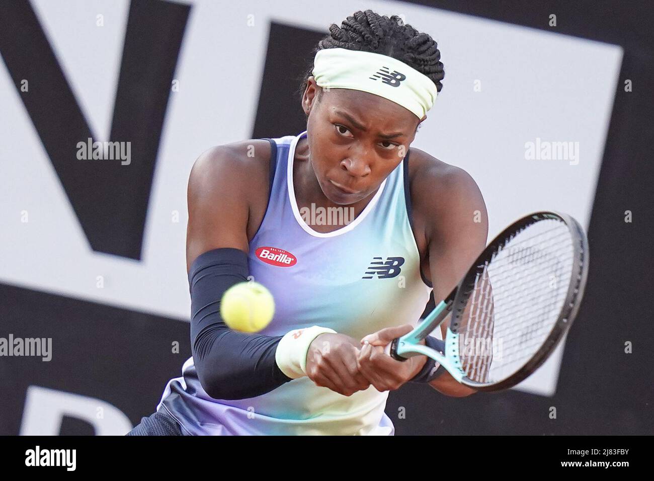 Coco Gauff in azione durante la partita Internazionale BNL D'Italia 2022 tra Maria Sakkari e Coco Gauff il 12 maggio 2022 a Foro Italico, Roma. Credit: Giuseppe Maffia/Alamy Live News Foto Stock