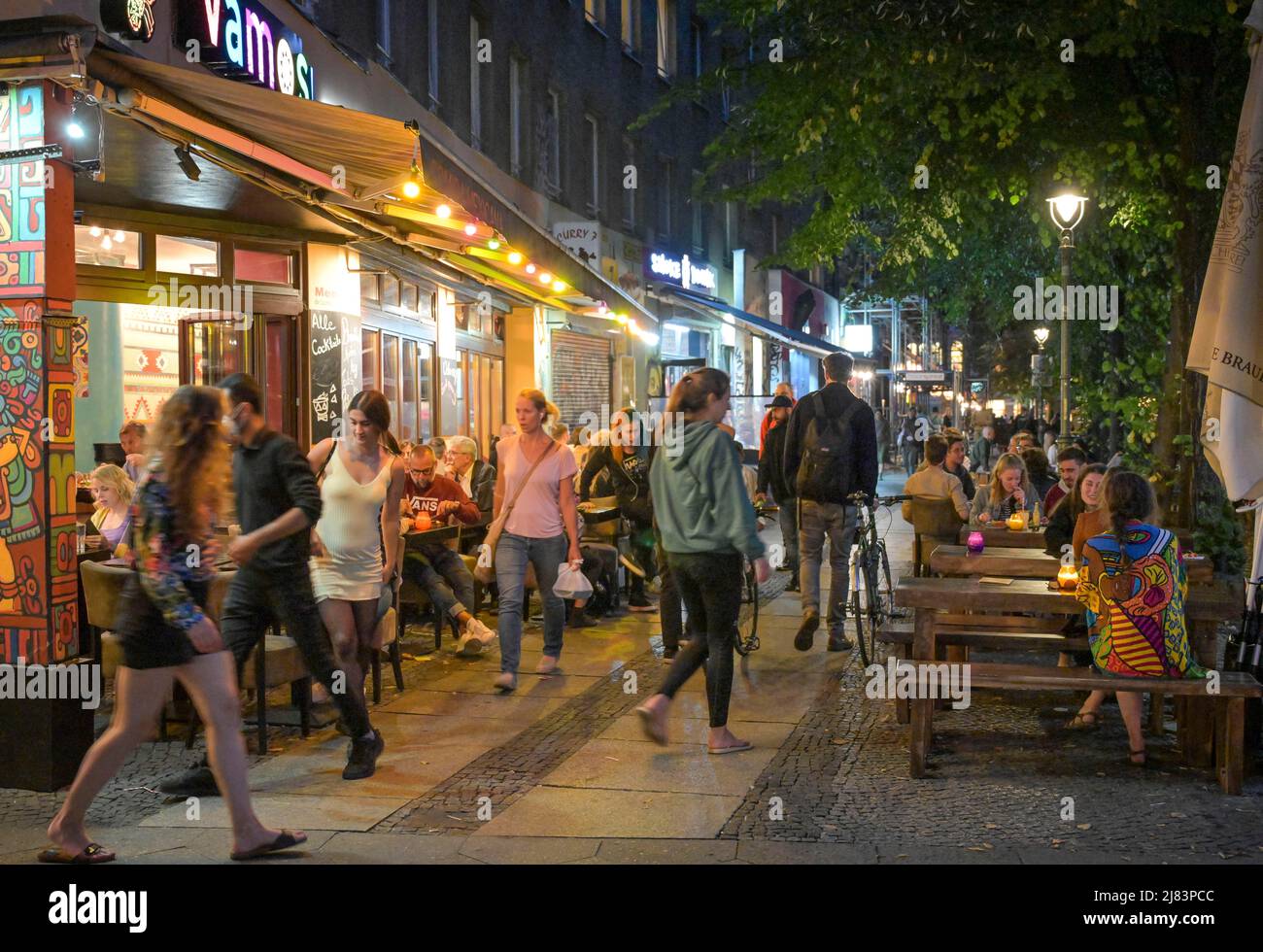 Gastronomia e uscire a Coronazeiten, Schlesisches Tor, Kreuzberg, Friedrichshain-Kreuzberg, Berlino, Germania Foto Stock