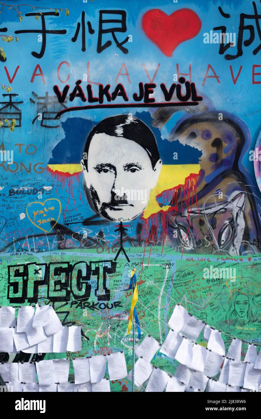 Putin, dargestellt al Hitler, John-Lennon-Mauer, Prag, Tschechechien Foto Stock