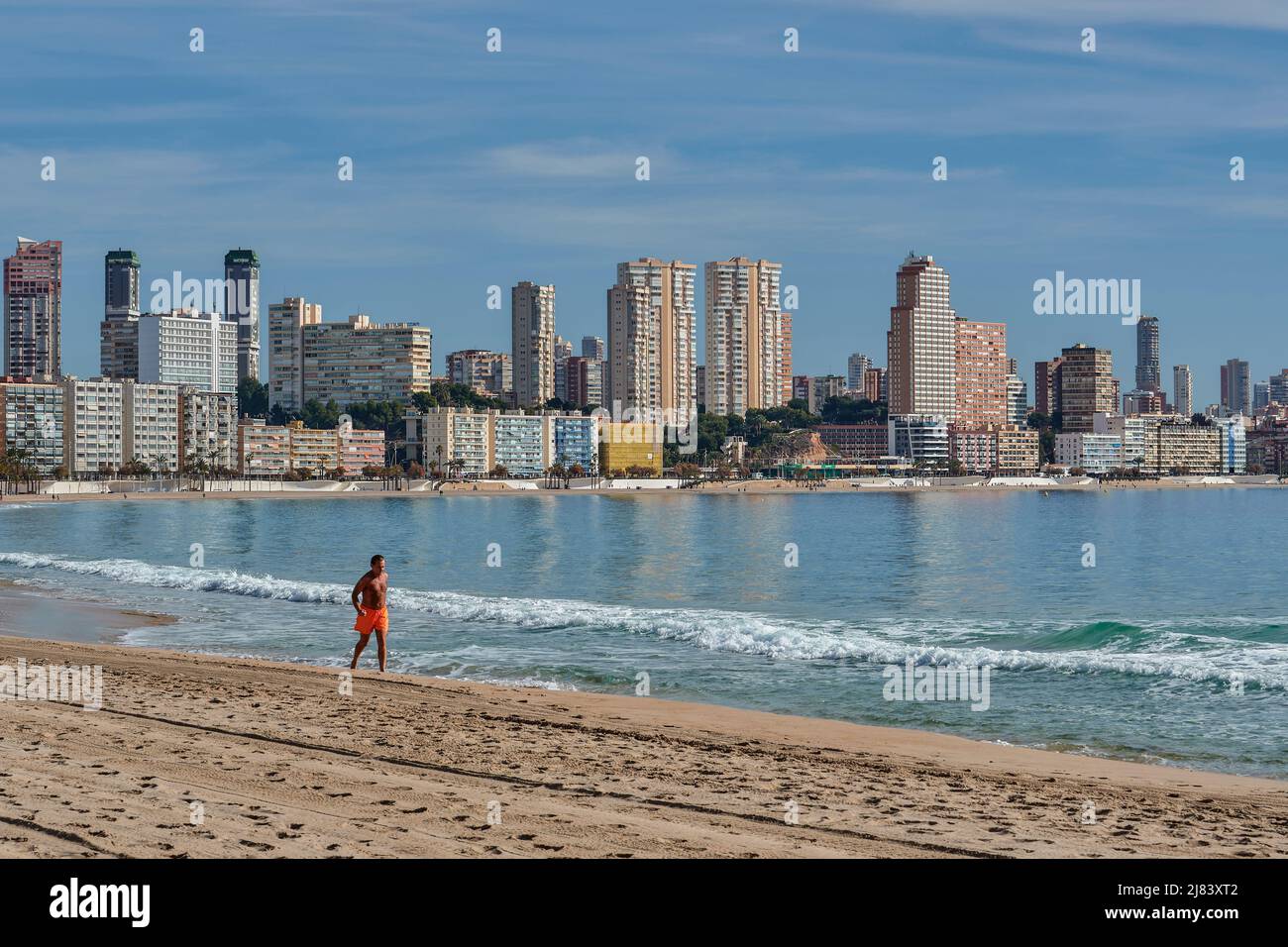 Spiaggia di Levante in inverno, Benidorm, Costa Blanca, Spagna, Europa Foto Stock