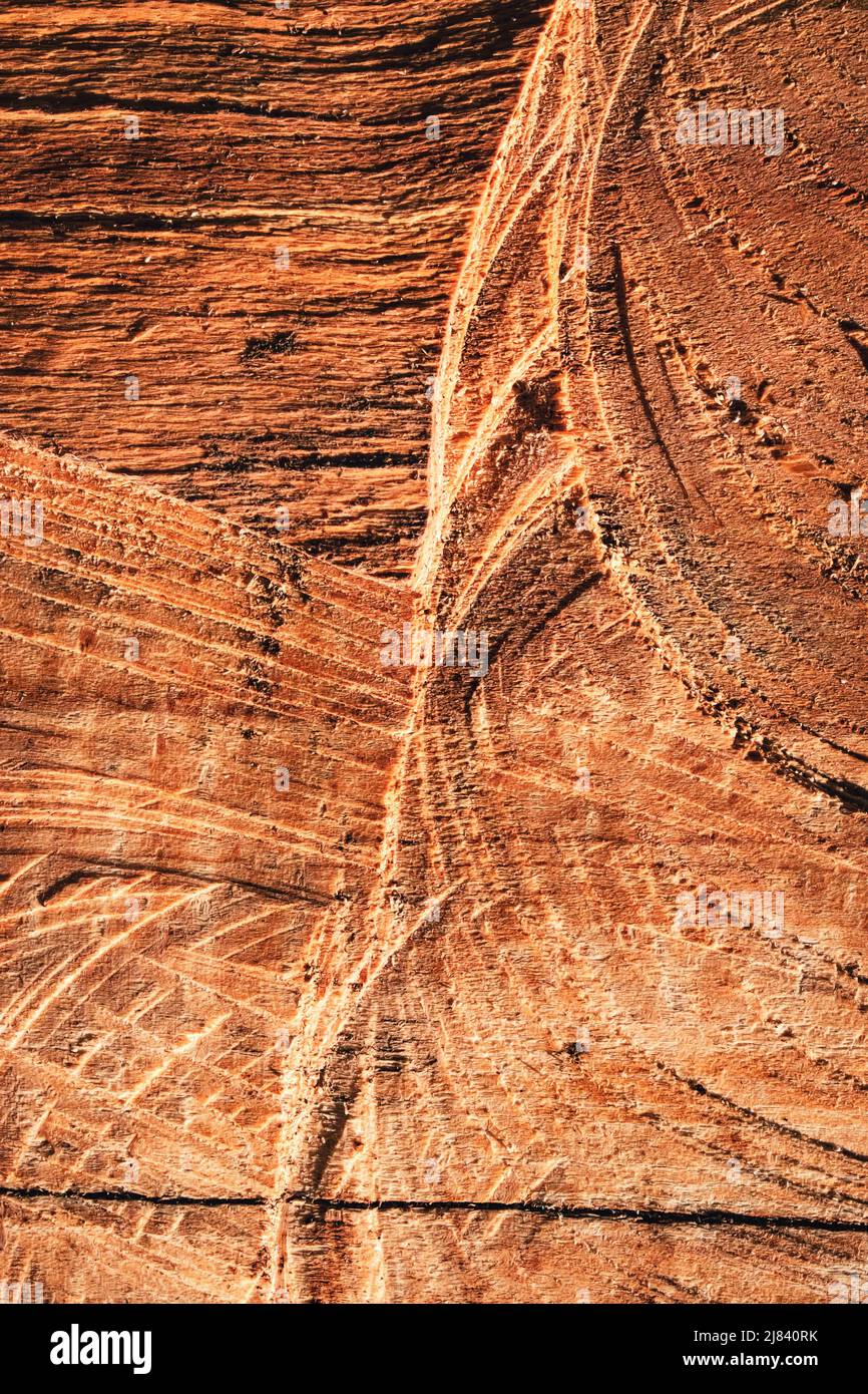 sfondo astratto o struttura di legno marrone scuro graffiato Foto Stock