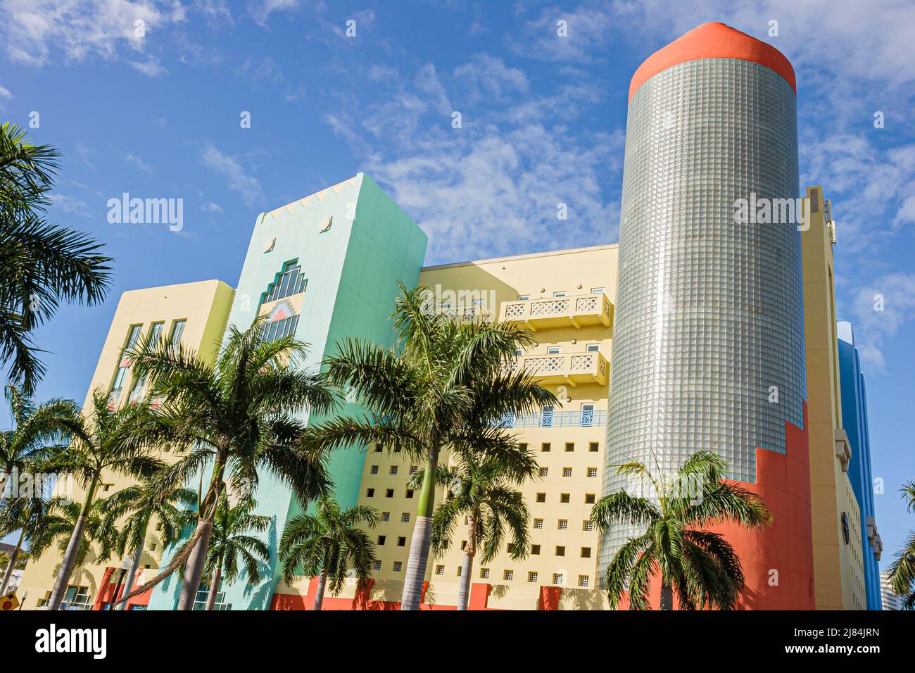Miami Beach Florida, Washington Avenue, edificio in vetro della torre 404 Washington Avenue, design architettonico Foto Stock