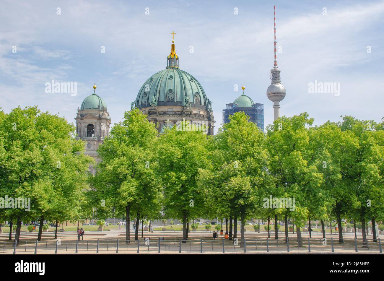 Berlino- Dom: Die Oberpfarr- und Domkirche zu Berlin in der Mitte der Stadt. Besichtigung, Gottesdienste und vielfältige Veranstaltungen Foto Stock