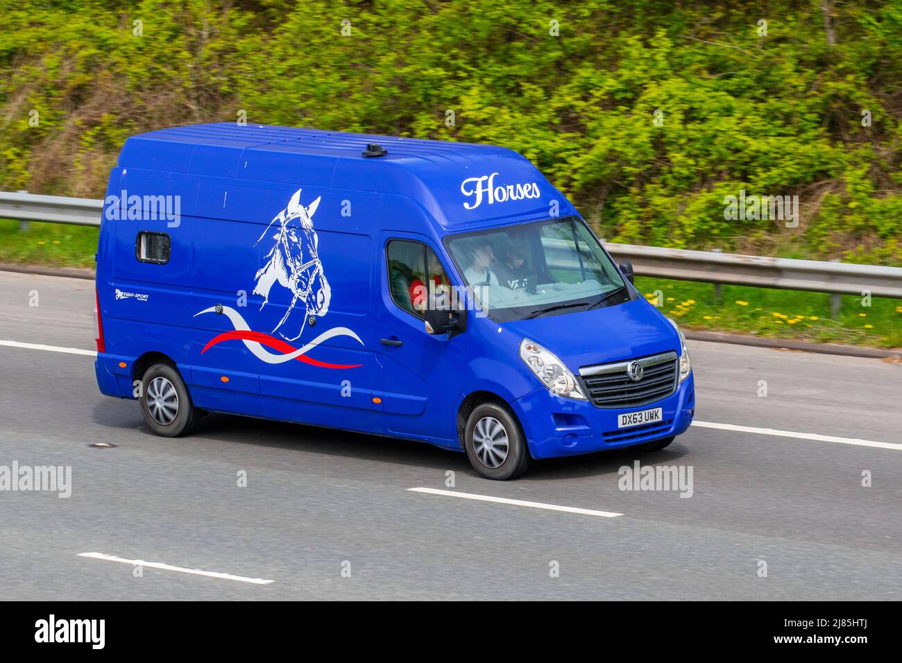 2013 blu Vauxhall Movano F3500L3H1 CC CDTi 2299cc Diesel crine box Foto Stock