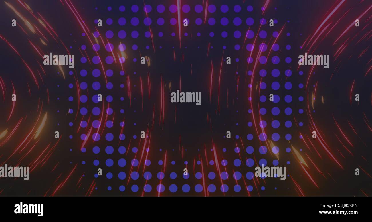 Immagine di cerchi e luci rosse che si muovono velocemente su sfondo nero Foto Stock