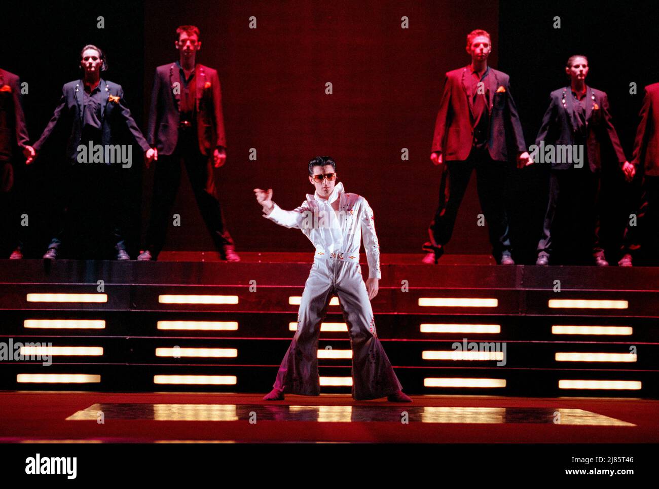 Juan Rodriguez nel RE presentato dal balletto Peter Schaufuss a Sadler’s Wells, Londra EC1 27/04/2000 design: Steven Scott coreografia & direzione: Peter Schaufuss Foto Stock