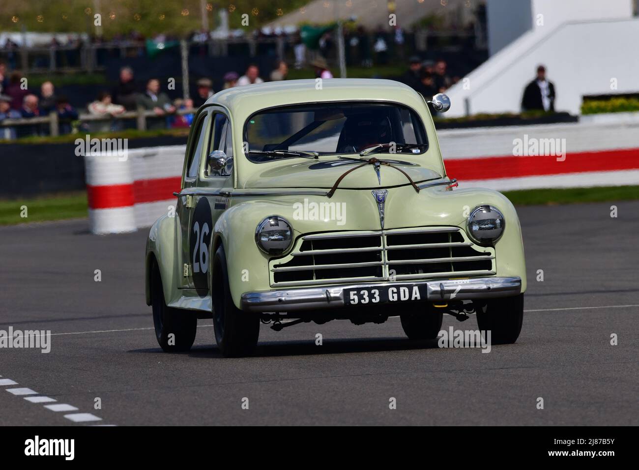 Bryn Griffiths, Peugeot 203, Sopwith Cup, questa è stata una gara di venti minuti per veicoli di un tipo che ha gareggiato fino al 1956, ha caratterizzato un notevole wi Foto Stock