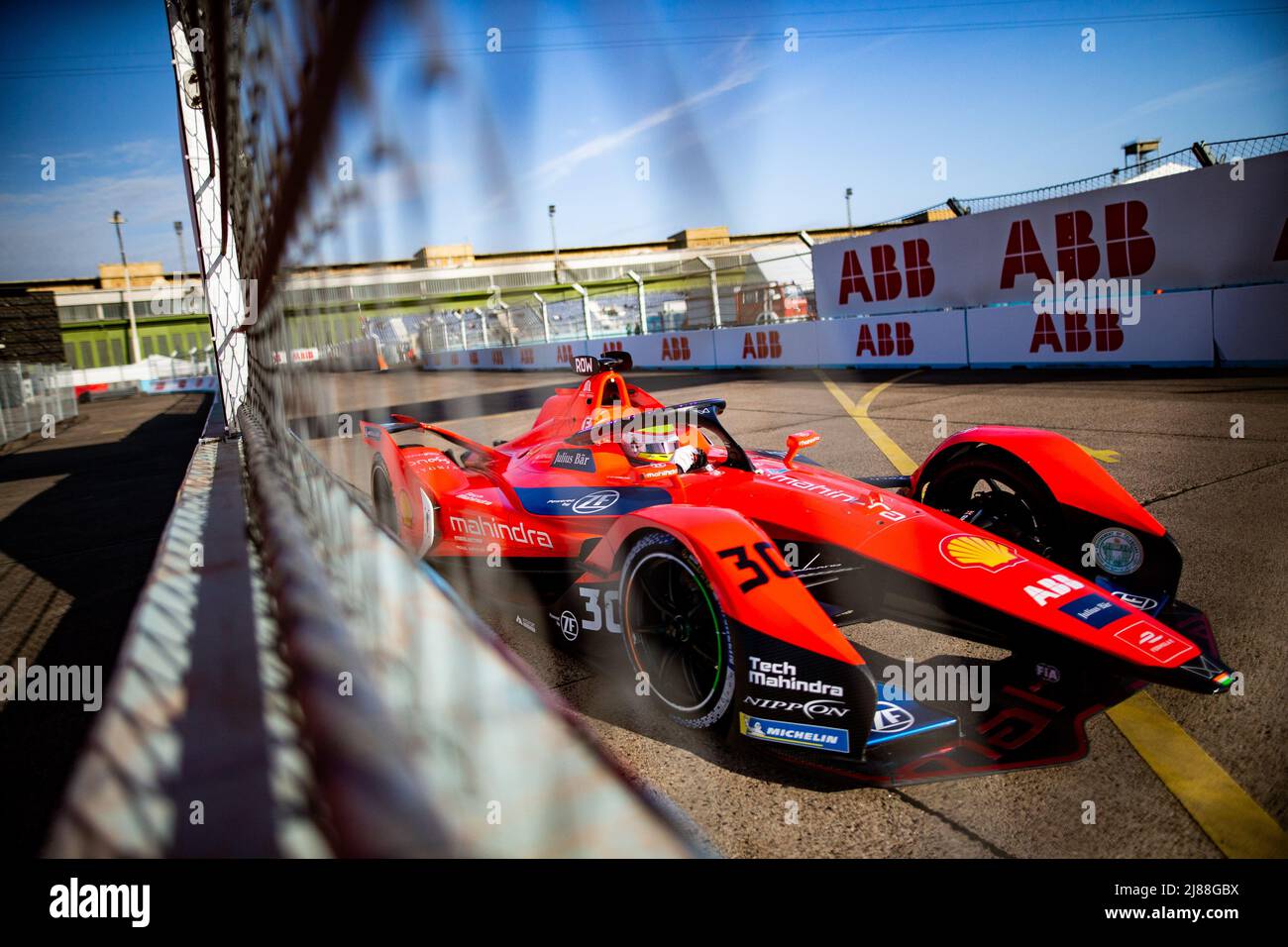 Berlino, Germania. 14th maggio 2022. 30 ROWLAND Oliver (gbr), Mahindra Racing, Mahindra M7Electro, in azione durante l'ePrix di Berlino 2022, incontro 5th dell'ABB FIA Formula e World Championship 2021-22, sul circuito Tempelhof Airport Street dal 13 al 15 maggio, a Berlino - Foto Joao Filipe / DPPI Credit: DPPI Media/Alamy Live News Foto Stock