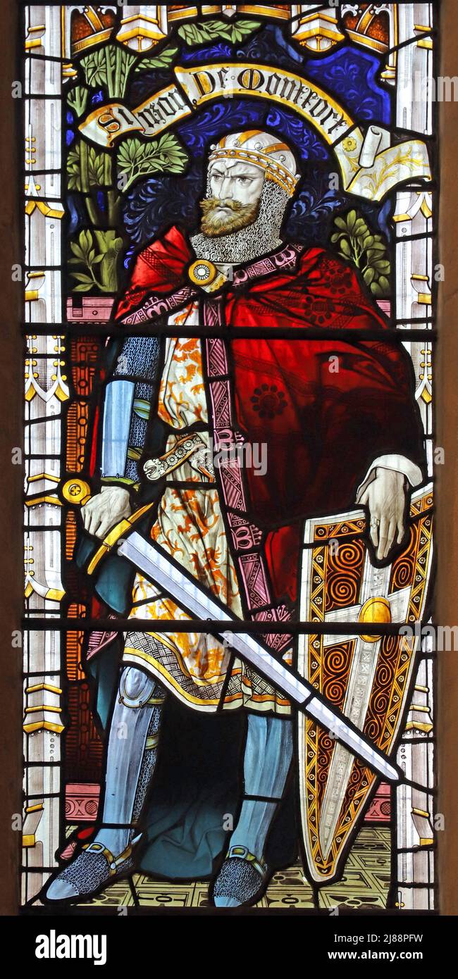 Una vetrata di James Powell & Sons raffigurante Simon de Montfort, All Saints Church, Evesham Foto Stock
