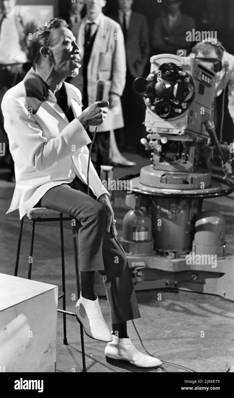 LEE DORSEY (1924-1986) cantante afro-americano in un programma televisivo britannico nell'ottobre 1966. Foto: Tony Gale Foto Stock