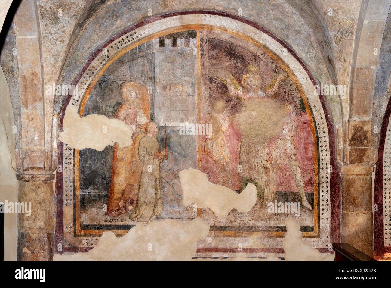 Agata - oaffresco - pittore veronese del XIV secolo - San Bonifacio (VR),italia, abbazia di San Pietro Foto Stock