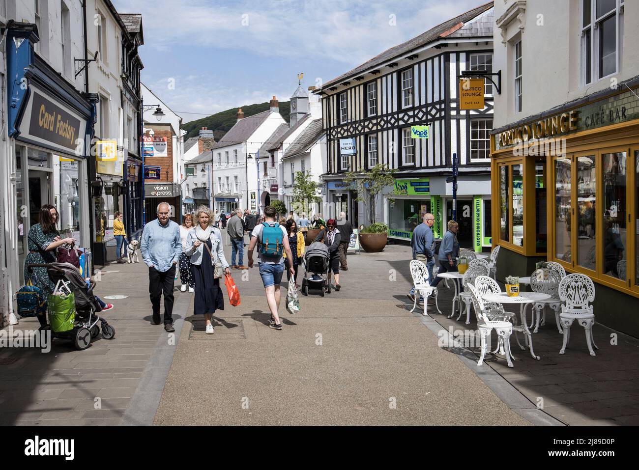 Via pedonale dello shopping, Abergavenny, Galles, Regno Unito Foto Stock