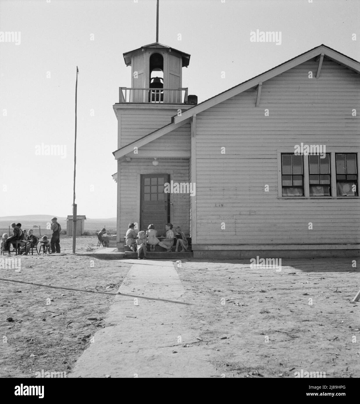 Lincoln Bench Scuola e cortile. Vicino a Ontario, contea di Malheur, Oregon. Foto Stock